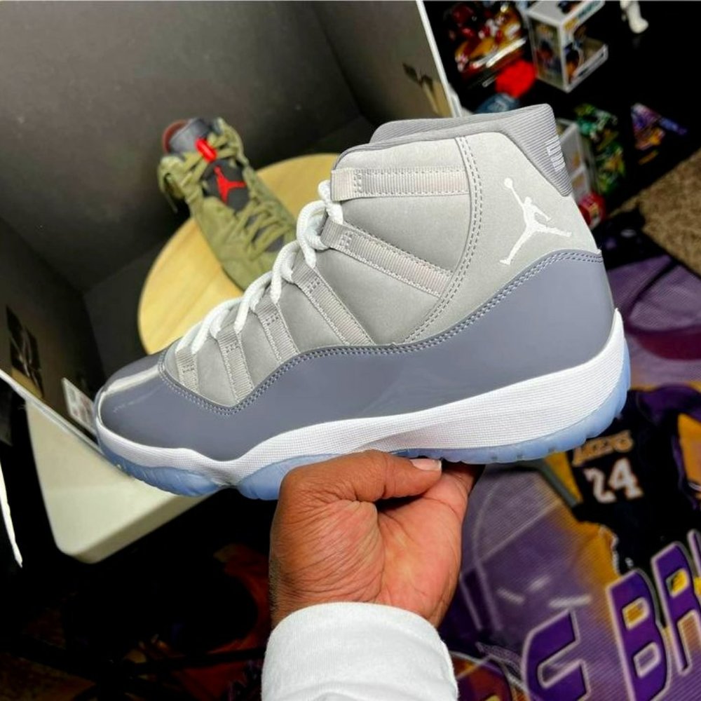 Air Jordan XI Retro Cool Grey
